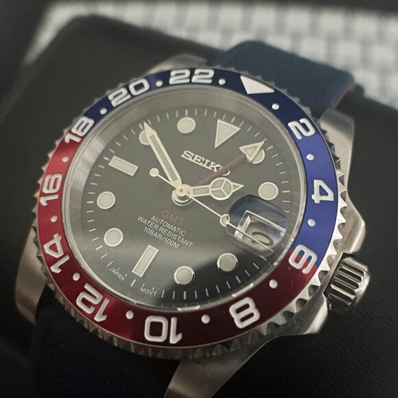 Seiko Mod Pepsi GMT Automatic Watch - Picture 2 of 5